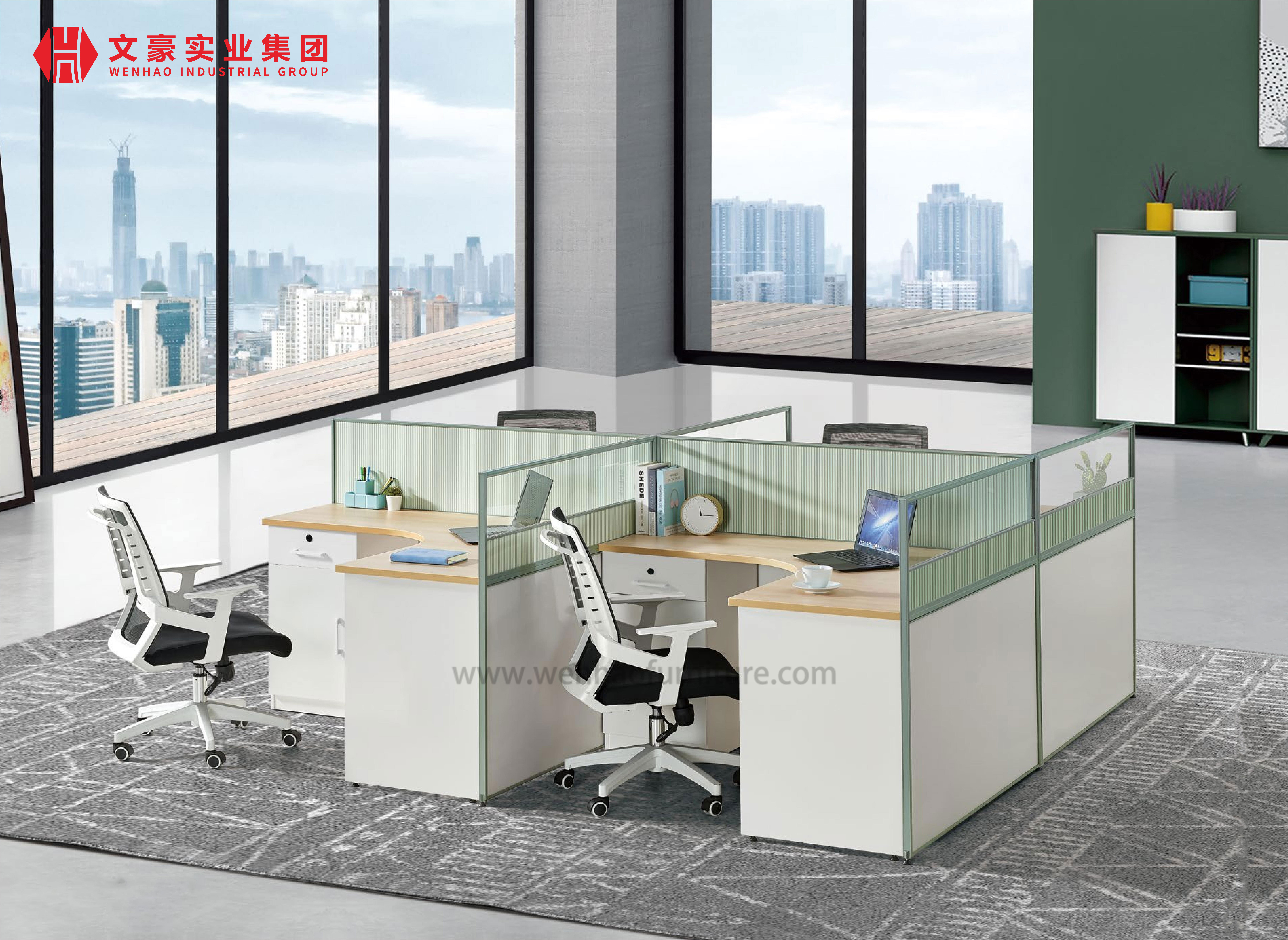 Cubículo de oficina de pared alta Diseño directo de fábrica Cubículo de estación de trabajo de oficina modular de 4 asientos para 4 personas
