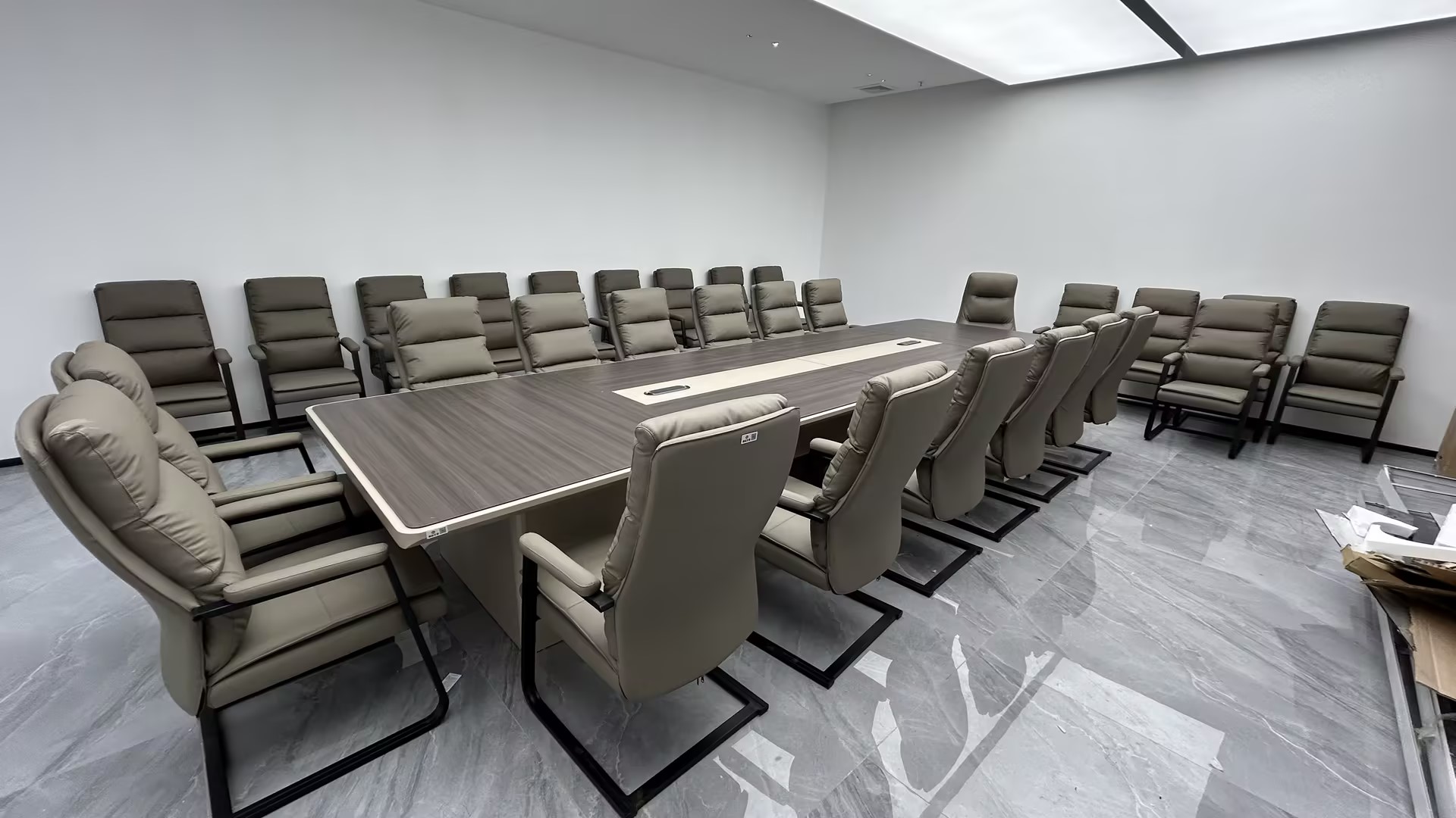 mesa grande para sala de conferencias