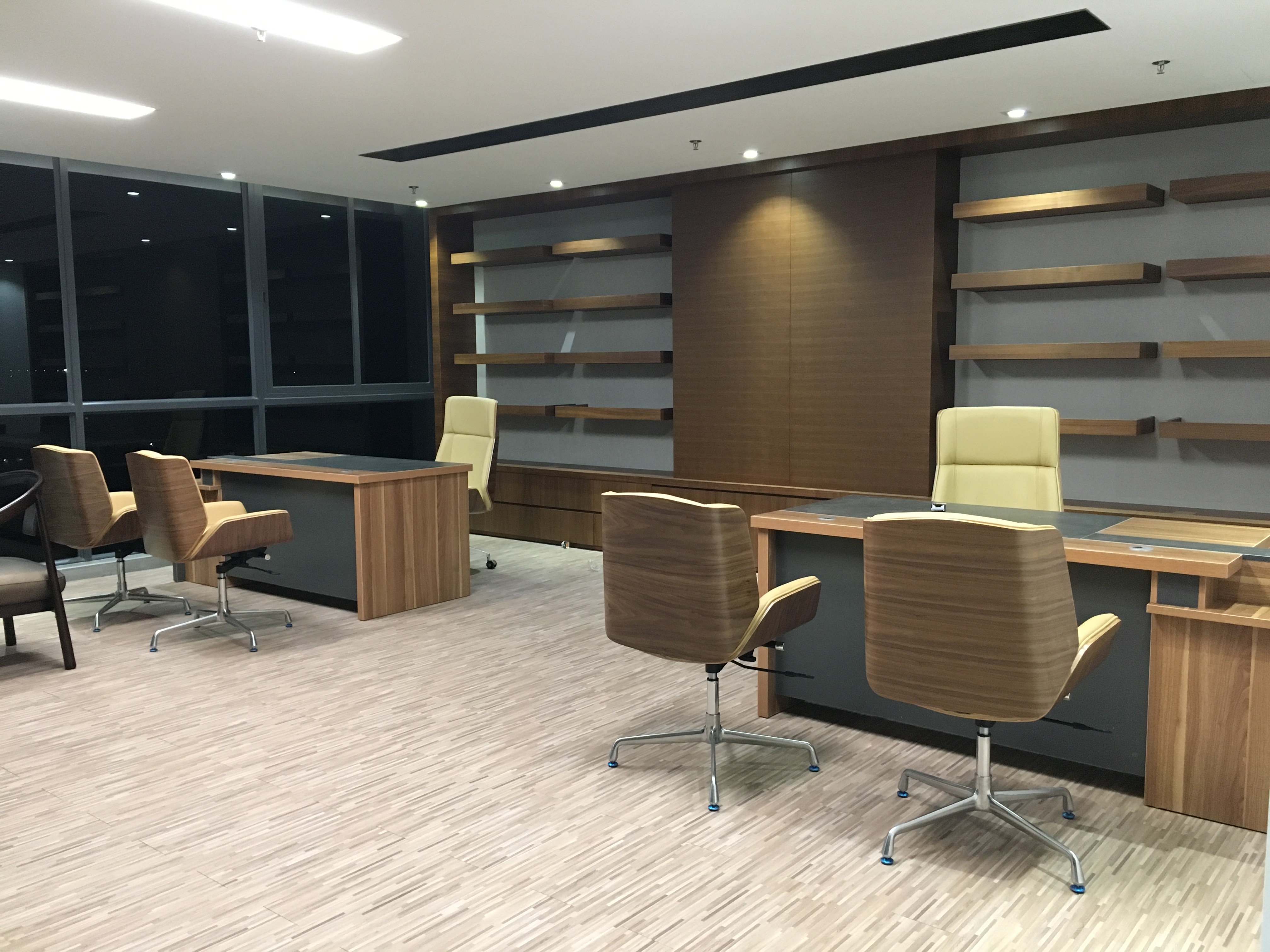 dise&ntilde;ador de soluciones de espacios comerciales