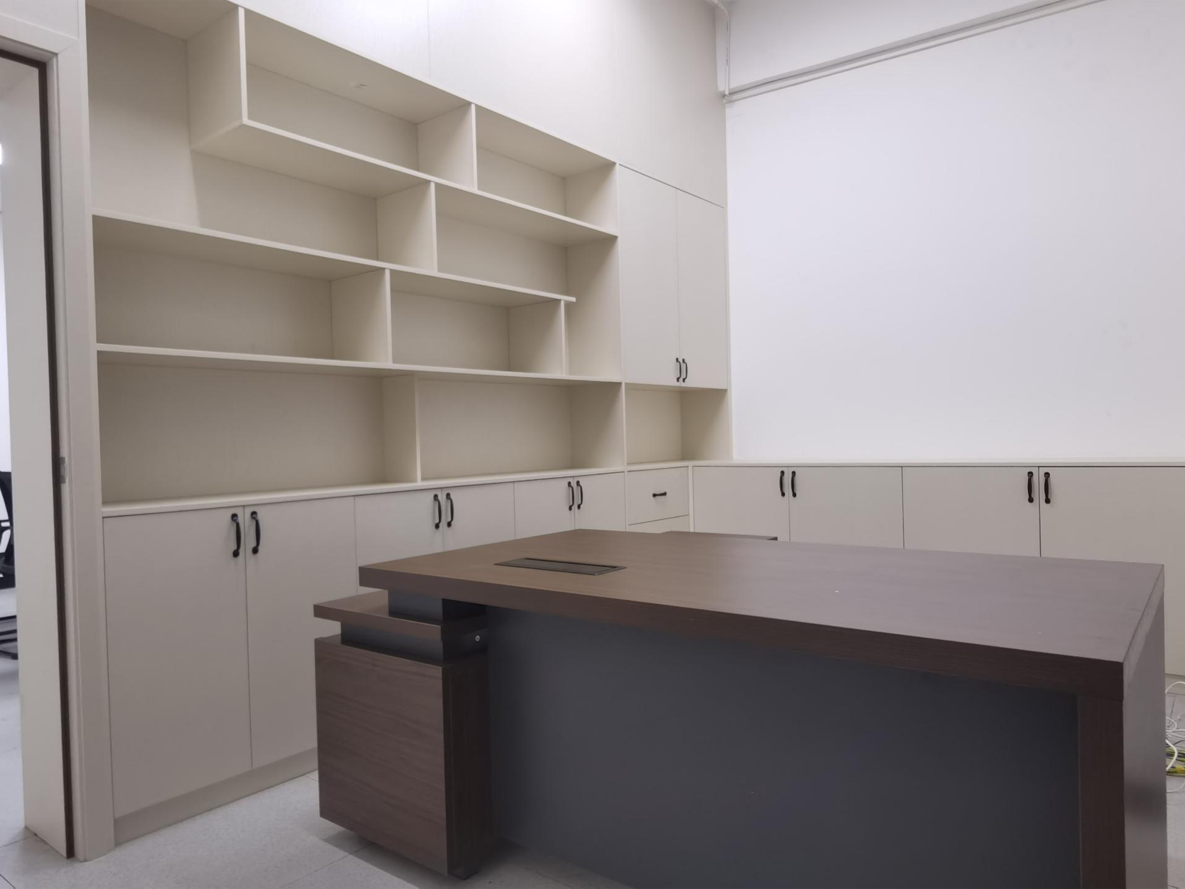 Escritorio de oficina ejecutivo