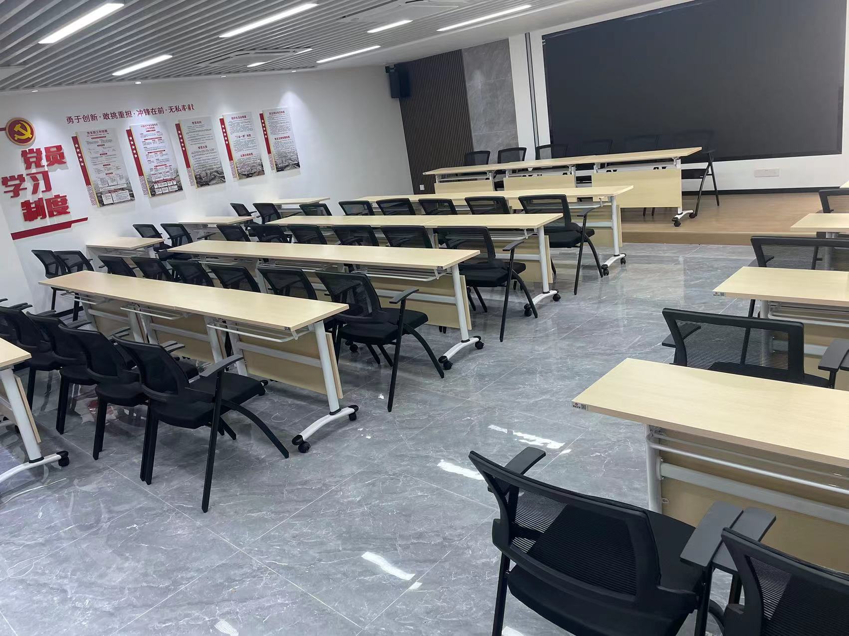 Fabricante chino de escritorios de oficina.