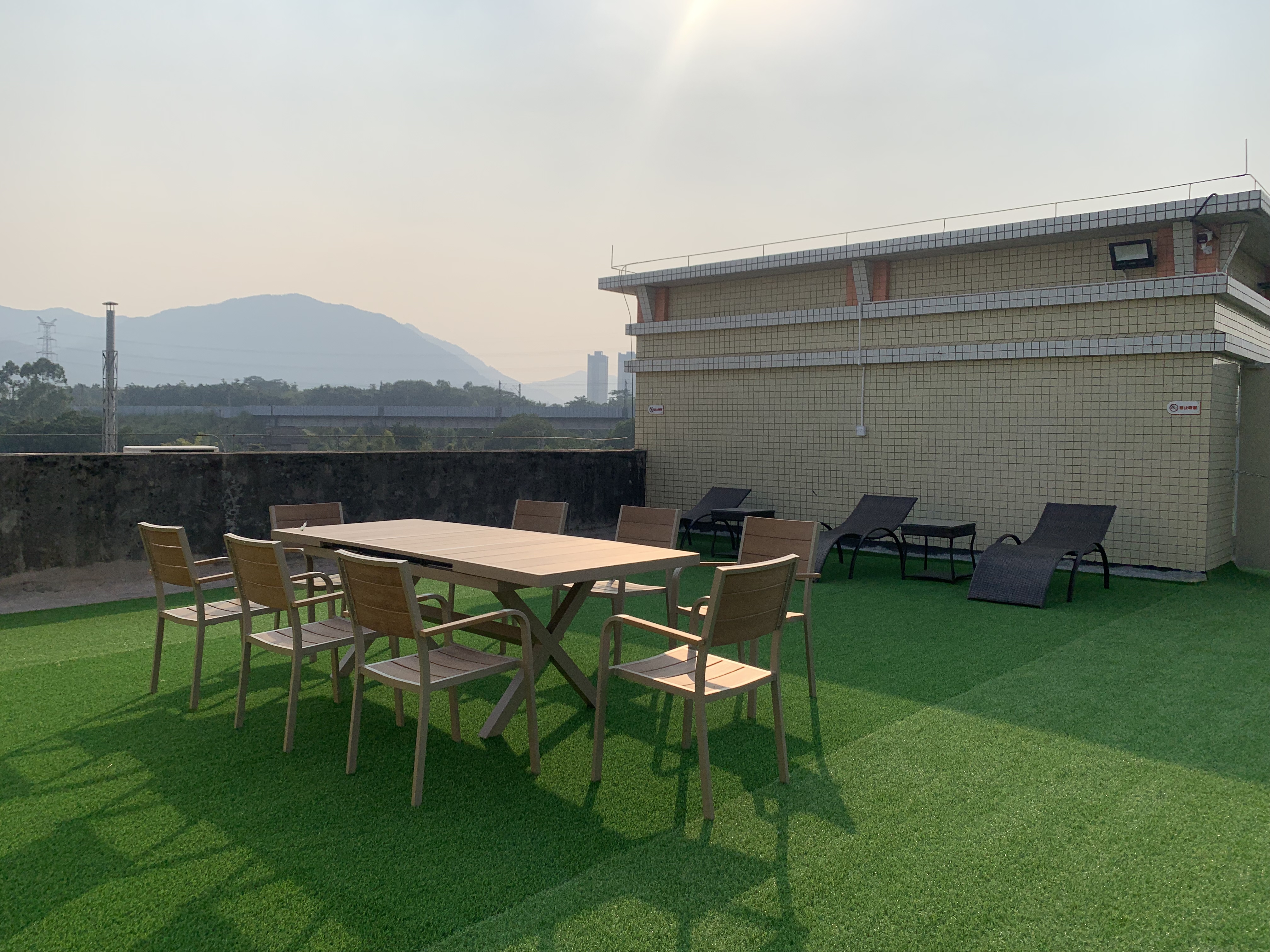 Mesa y silla de ocio al aire libre