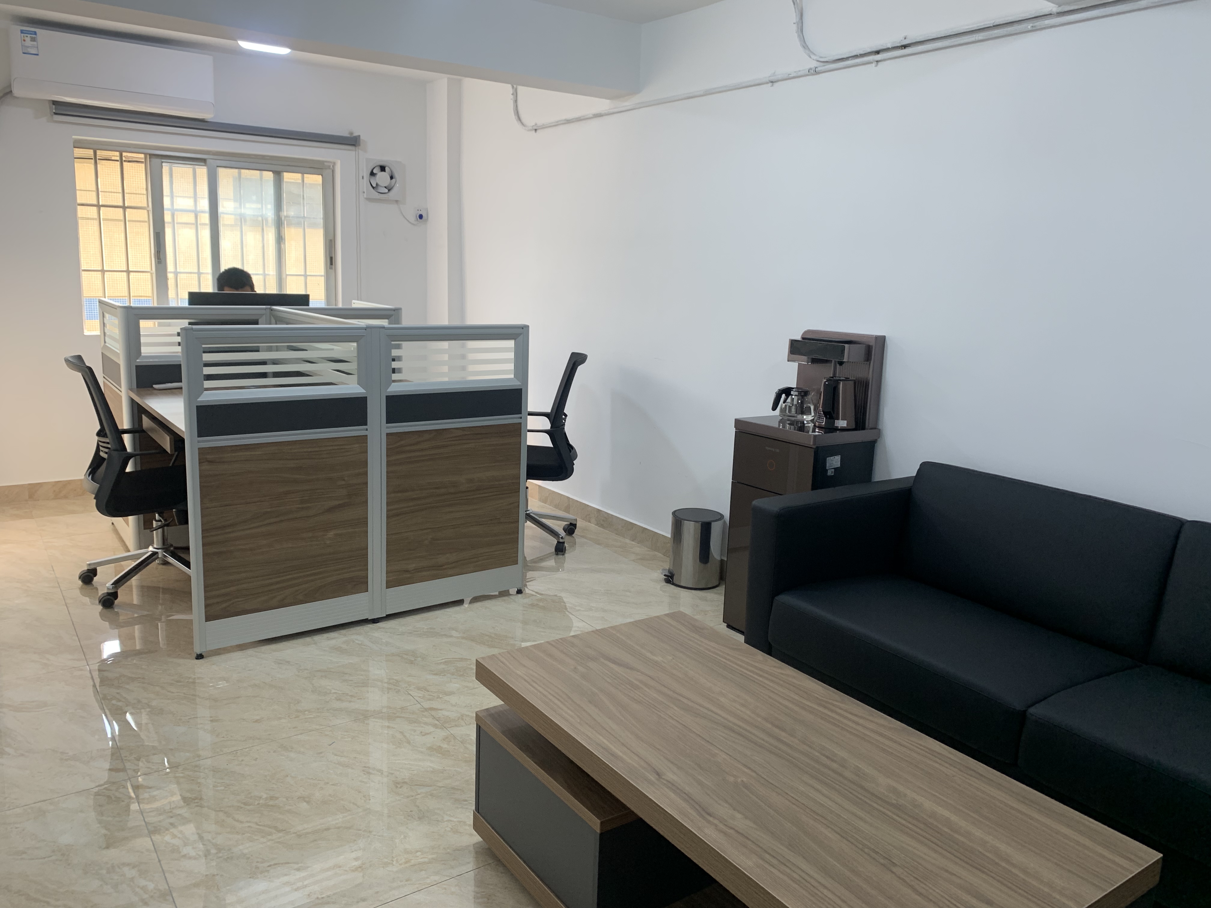 Escritorio de oficina ejecutivo